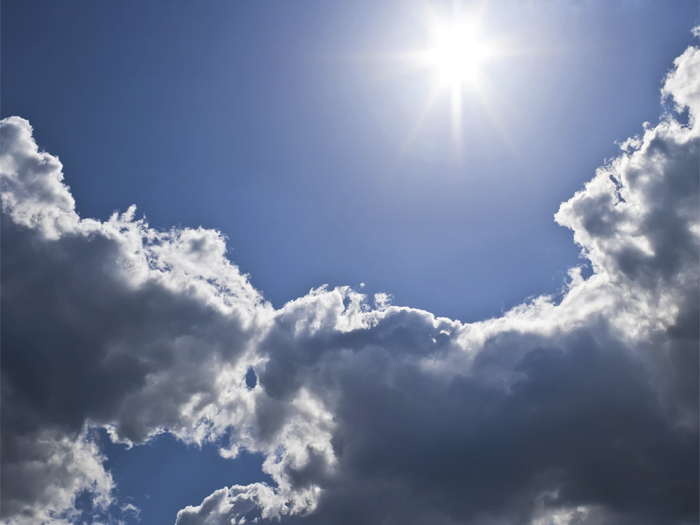 R2-14p94-96_09Cloud.indd