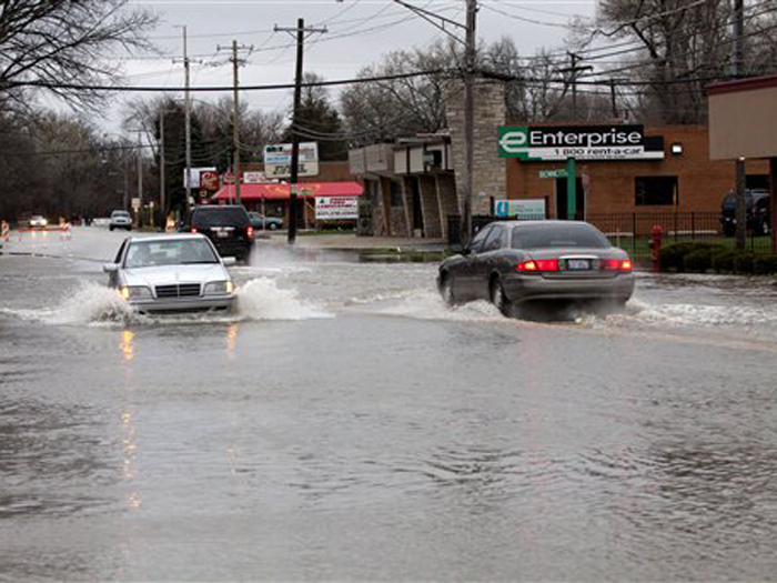 Heavy Rains in Chicago, America - 18 Apr 2013