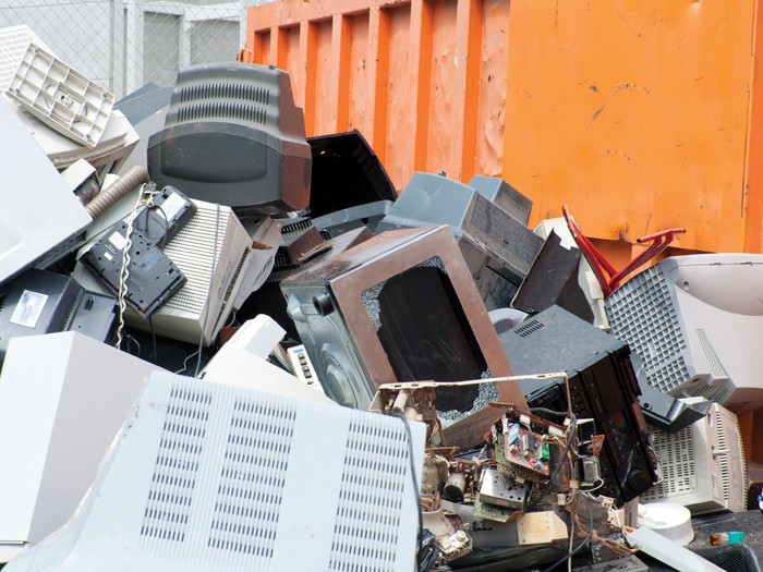 02012015_UpFront_ewaste _ PB
